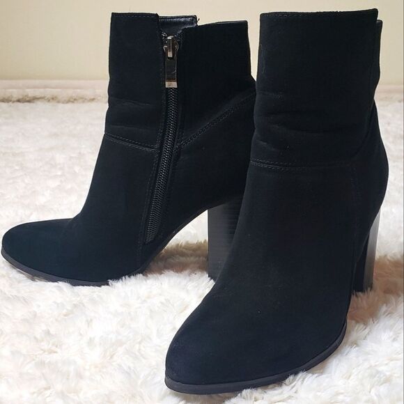Wet Seal Black Vegan Chunky Heel Booties - Picture 2 of 8